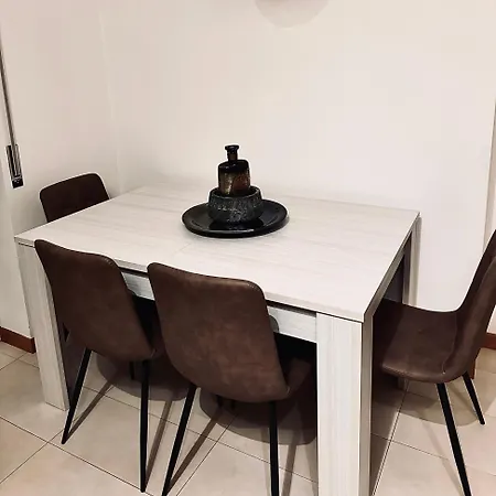 Giada Apartman *